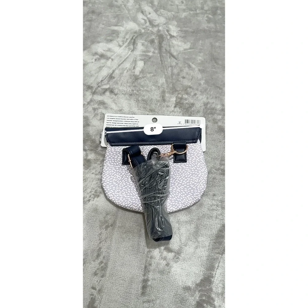 Design Love Fest Girls Teens Crossbody Bag Hip Pack Purple‎ Lilac NWT